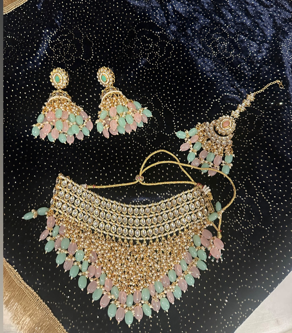 Mint green and pink Necklace with Maang tikka