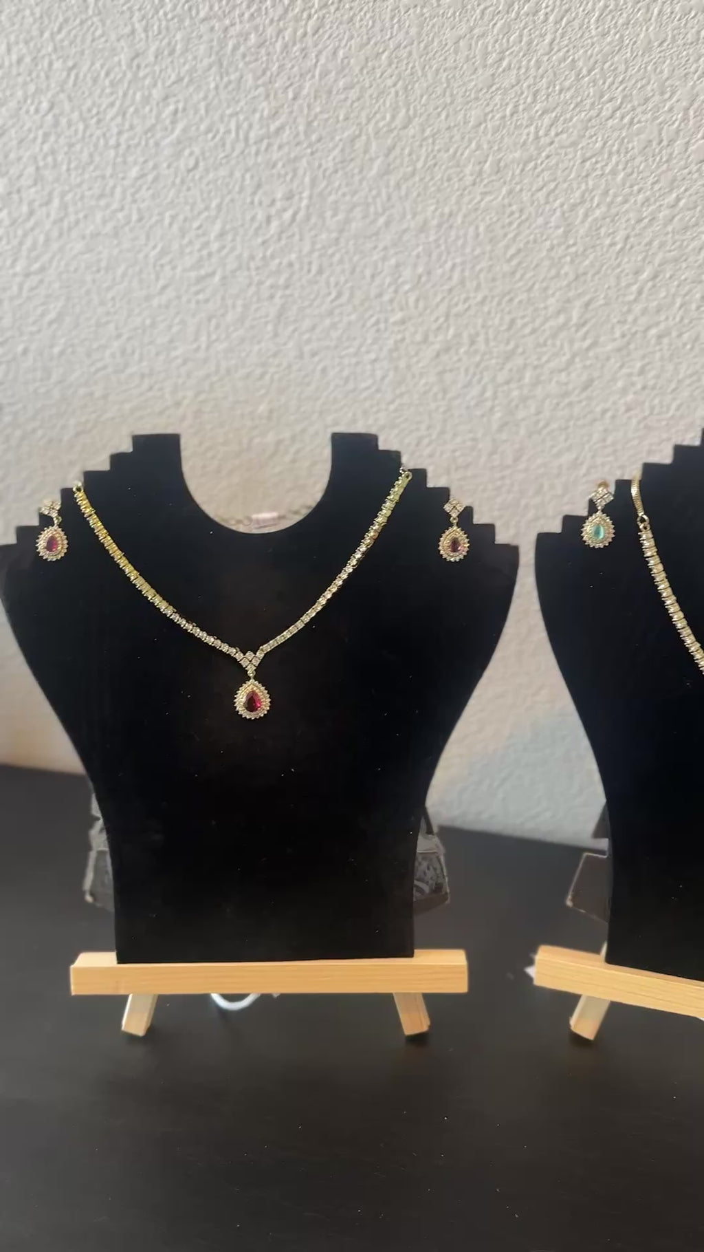 AD set with ruby stone